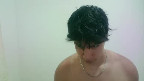 Snapshot of zeus_183 chatting on 07-08-26, 11:31 zeus_183 online show from 07-08-26, 11:31