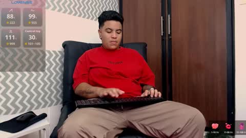 Snapshot of zeus_ftm chatting on 09-11-25, 12:49 zeus_ftm online show from 09-11-25, 12:49