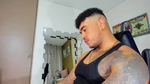 Snapshot of zeus_strong93 chatting on 01-19-25, 12:28 zeus strong online show from 01-19-25, 12:28