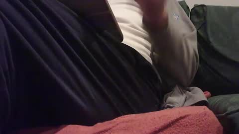 zevioo77 online show from 12-23-24, 08:47