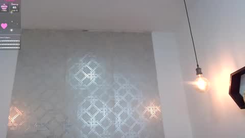 ZHAMIRA  ANDRES online show from 03-05-25, 01:52