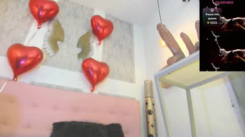 ZHAMIRA  ANDRES online show from 02-17-26, 10:49