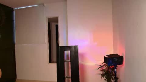 Snapshot of zhara_11 chatting on 05-09-26, 11:04 Zhara online show from 05-09-26, 11:04