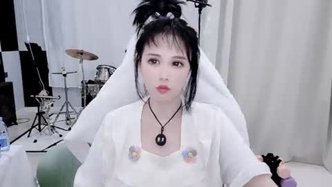 Snapshot of zhen0 chatting on 06-14-26, 04:20 zhen online show from 06-14-26, 04:20