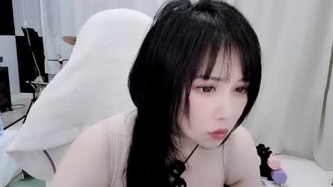 Snapshot of zhen0 chatting on 06-16-26, 06:05 zhen online show from 06-16-26, 06:05