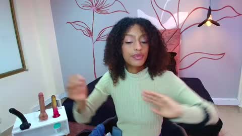 Zia Green online show from 02-21-25, 12:06