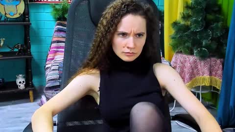 zianichols online show from 01-20-25, 03:39