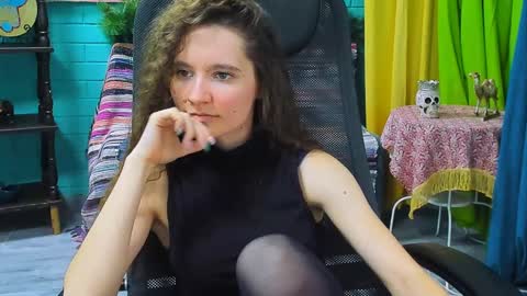 zianichols online show from 01-21-25, 03:32