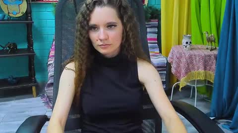 zianichols online show from 01-22-25, 04:12