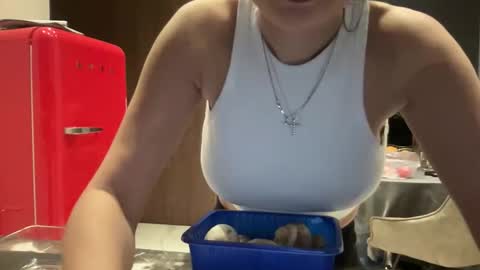 Nensi online show from 11-21-25, 01:54