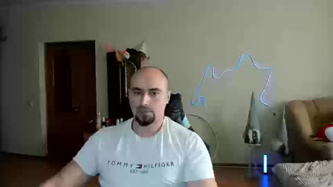 Ziesh online show from 03-12-26, 08:20