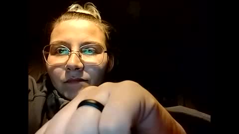 Snapshot of zigggyzaggs chatting on 03-06-25, 09:14 Ziggy online show from 03-06-25, 09:14