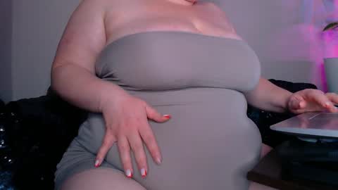 Snapshot of zinacorleone chatting on 04-24-26, 08:22 zinacorleone online show from 04-24-26, 08:22