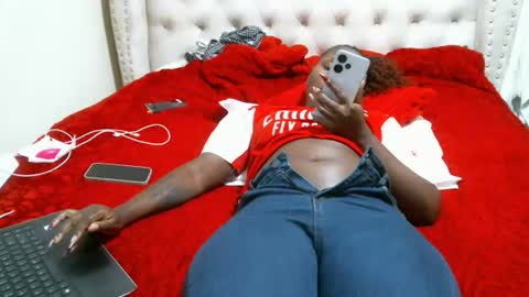 Miss Zindzi online show from 06-30-26, 11:44