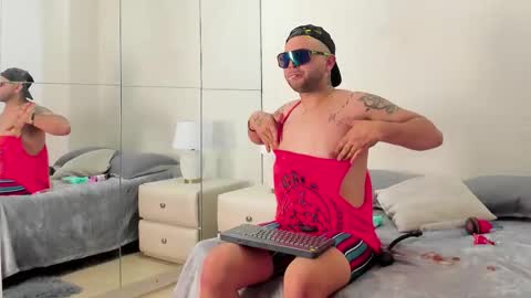 Snapshot of zion_shadow chatting on 03-15-26, 06:36 Zion online show from 03-15-26, 06:36