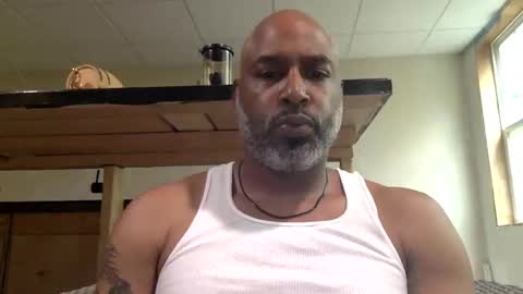 Snapshot of zionlion22 chatting on 05-02-26, 01:49 zionlion22 online show from 05-02-26, 01:49