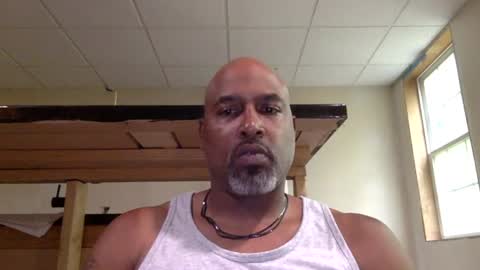 Snapshot of zionlion22 chatting on 07-12-26, 08:11 zionlion22 online show from 07-12-26, 08:11