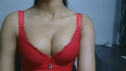 Snapshot of ziyaa_1 chatting on 07-02-26, 03:56 Ziyaa online show from 07-02-26, 03:56