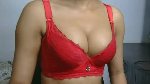 Snapshot of ziyaa_1 chatting on 07-05-26, 04:19 Ziyaa online show from 07-05-26, 04:19