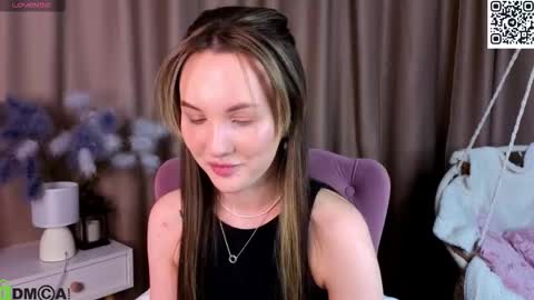 Snapshot of zlata__fox chatting on 02-04-26, 09:26 Zlata Mon Tue Thu Fri Sun Sa GMT 3 0000pm - 0600pm online show from 02-04-26, 09:26