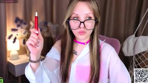 Snapshot of zlata__fox chatting on 02-09-26, 07:34 Zlata Mon Tue Thu Fri Sun Sa GMT 3 0000pm - 0600pm online show from 02-09-26, 07:34