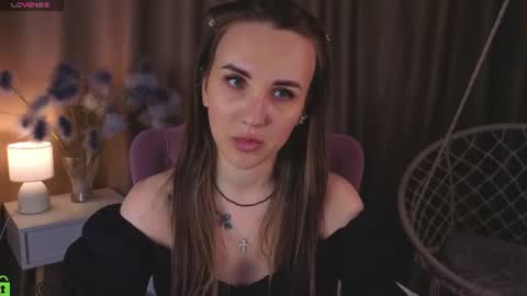 Snapshot of zlata__fox chatting on 06-22-26, 08:44 Zlata Mon Tue Thu Fri Sun Sa GMT 3 0000pm - 0600pm online show from 06-22-26, 08:44