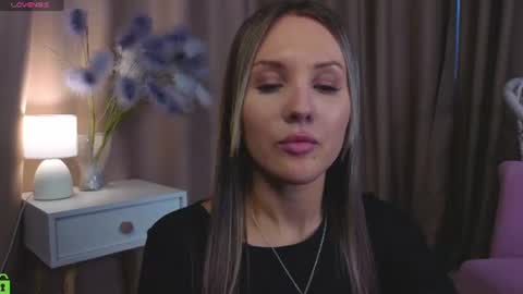 Snapshot of zlata__fox chatting on 07-04-26, 09:59 Zlata Mon Tue Thu Fri Sun Sa GMT 3 0000pm - 0600pm online show from 07-04-26, 09:59