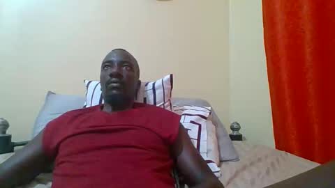 Zlatann2012 online show from 10-30-25, 02:07