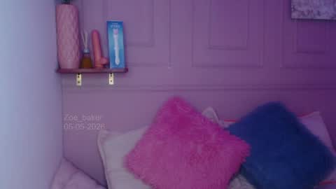 zoe__baker online show from 05-05-26, 02:36