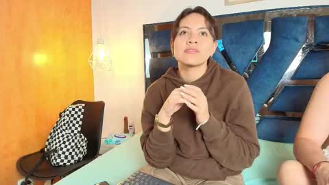 Snapshot of zoe_and_dylan_ chatting on 02-09-26, 12:42 Zoe and dylan online show from 02-09-26, 12:42