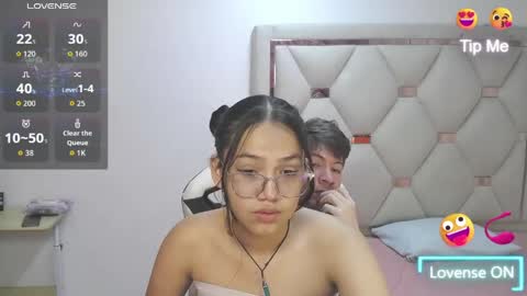 ZOE AND JACK online show from 05-10-26, 08:14