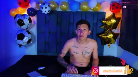 zoe_axel1 online show from 07-12-26, 07:38
