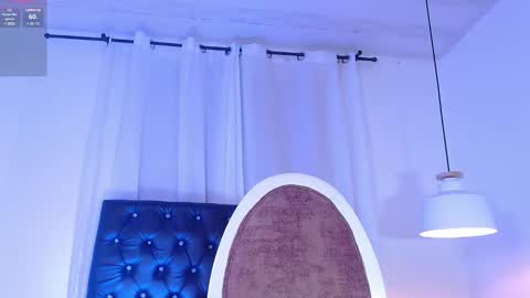 Snapshot of zoe_babygiirl chatting on 12-05-24, 03:17 Salome online show from 12-05-24, 03:17