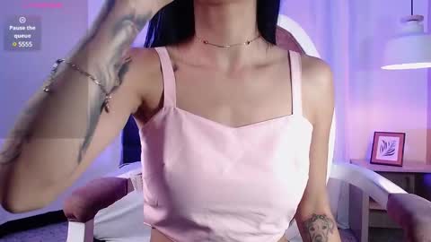 Snapshot of zoe_babygiirl chatting on 12-13-24, 01:44 Salome online show from 12-13-24, 01:44