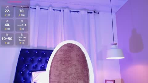 Snapshot of zoe_babygiirl chatting on 12-13-24, 05:00 Salome online show from 12-13-24, 05:00