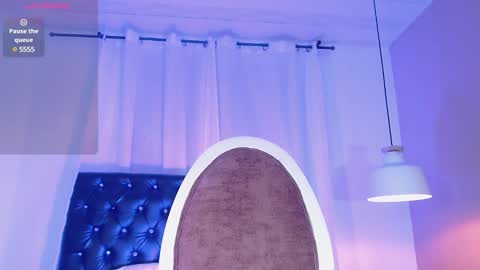Snapshot of zoe_babygiirl chatting on 12-17-24, 12:54 Salome online show from 12-17-24, 12:54