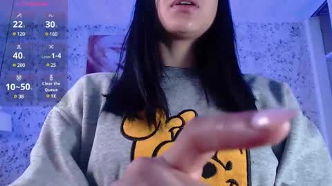 Snapshot of zoe_babygiirl chatting on 01-05-25, 01:26 Salome online show from 01-05-25, 01:26