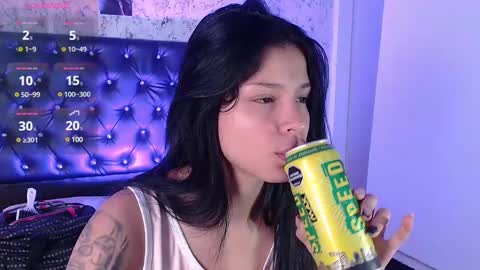 Snapshot of zoe_babygiirl chatting on 03-02-25, 01:16 Salome online show from 03-02-25, 01:16