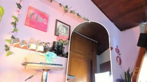 Zoe Baker online show from 05-24-26, 04:56