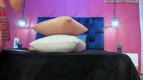 zoe_blosson online show from 06-23-26, 07:23