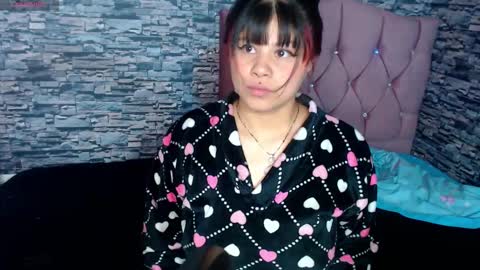 Zoe Bronw online show from 10-09-25, 10:02