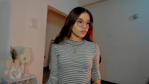 Snapshot of zoe_dear chatting on 05-01-26, 11:09 zoe_dear online show from 05-01-26, 11:09