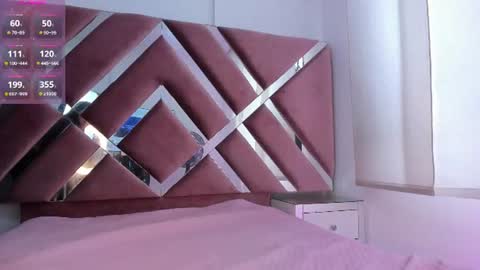 Snapshot of zoe_evaanss_ chatting on 06-21-26, 07:27 zoe_evaanss_ online show from 06-21-26, 07:27