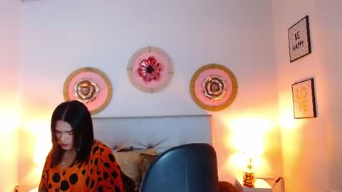 Snapshot of zoe_hecate chatting on 07-04-26, 10:10 zoe_hecate online show from 07-04-26, 10:10
