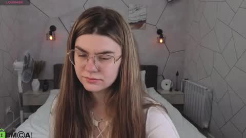 Zoe online show from 02-20-26, 01:57