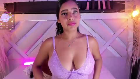 Zoey  online show from 05-26-26, 11:01
