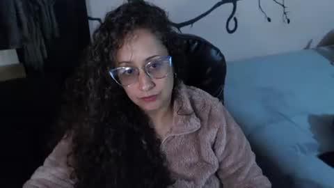 Zoe Koller online show from 06-10-26, 01:06