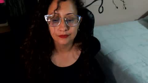 Snapshot of zoe_koller chatting on 06-20-26, 12:25 Zoe Koller online show from 06-20-26, 12:25