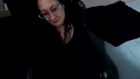 Snapshot of zoe_koller chatting on 07-15-26, 01:33 Zoe Koller online show from 07-15-26, 01:33