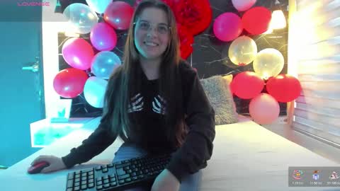 Zoe online show from 02-14-26, 11:51